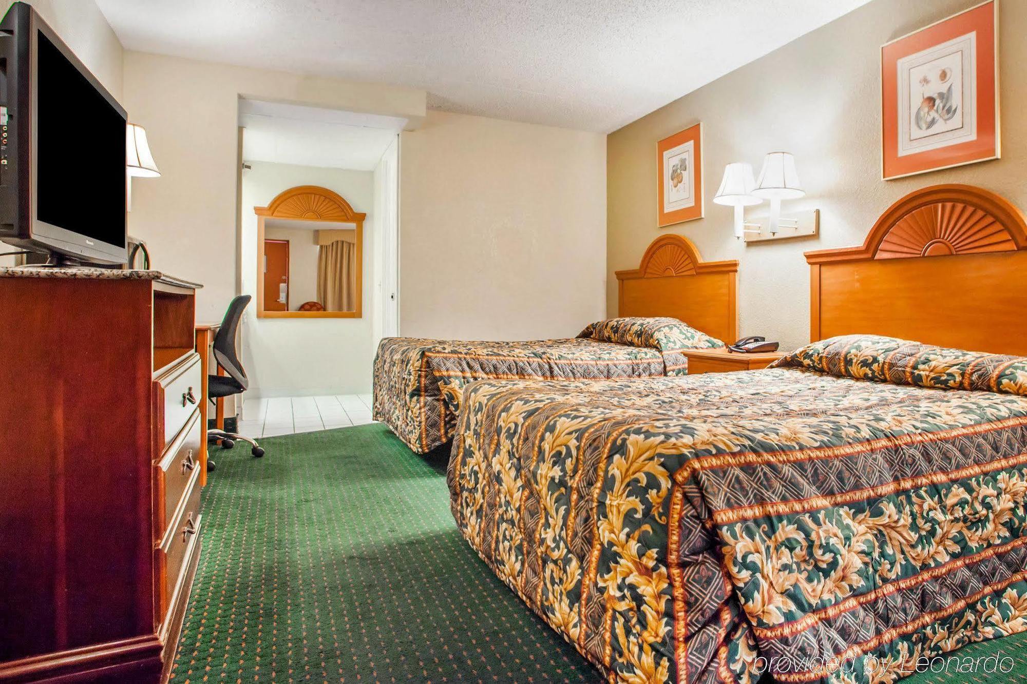Rodeway Inn Mount Laurel Hwy 73 Bagian luar foto